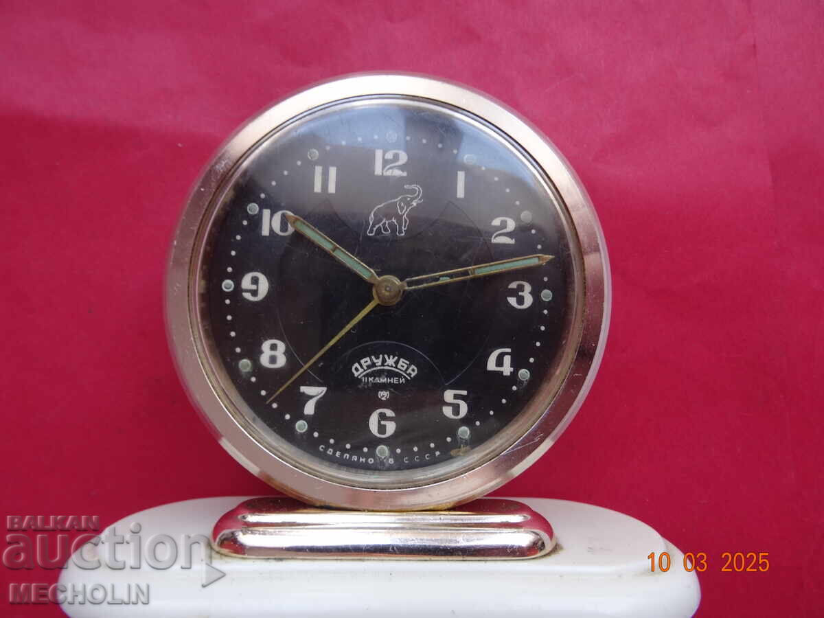 RUSSIAN ALARM CLOCK DRUZHBA 3145 1957 with price 30.00 BGN | € 15.34 RUSSIAN ALARM CLOCK DRUZHBA 3145 1957 with price 30.00 BGN | € 15.34