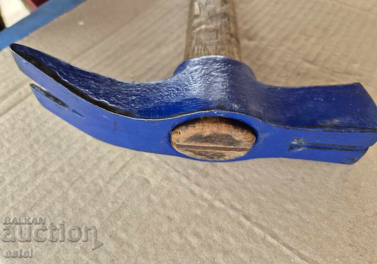 Delivery of Formwork, assembly hammer - crowbar - W. Germany Delivery of Formwork, assembly hammer - crowbar - W. Germany