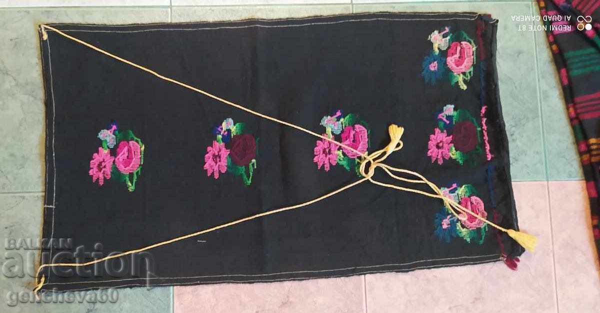 Δημοπρασία 120 ετών αυθεντική ποδιά, κέντημα