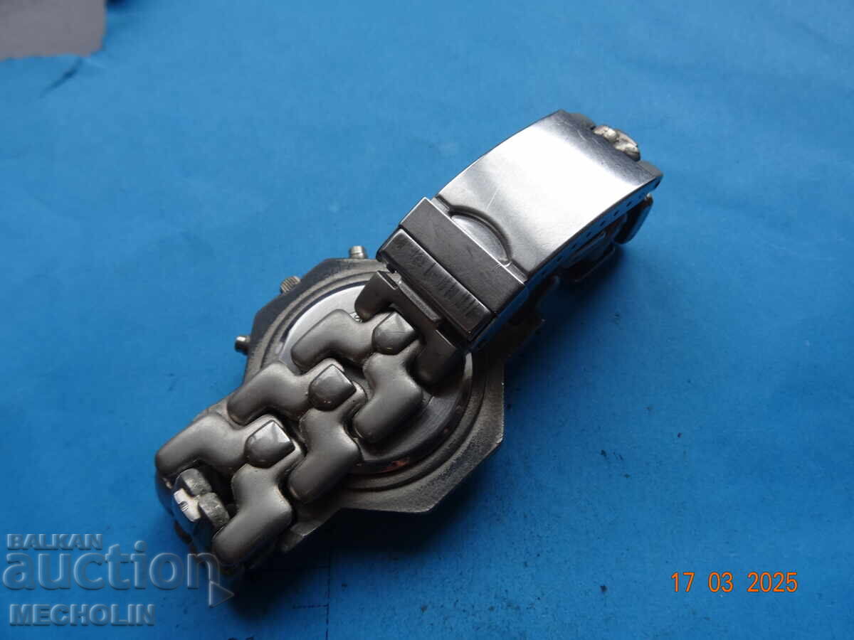 Delivery of STAR COLLECTOR'S WATCH QUARTZ JAPANESE Delivery of STAR COLLECTOR'S WATCH QUARTZ JAPANESE