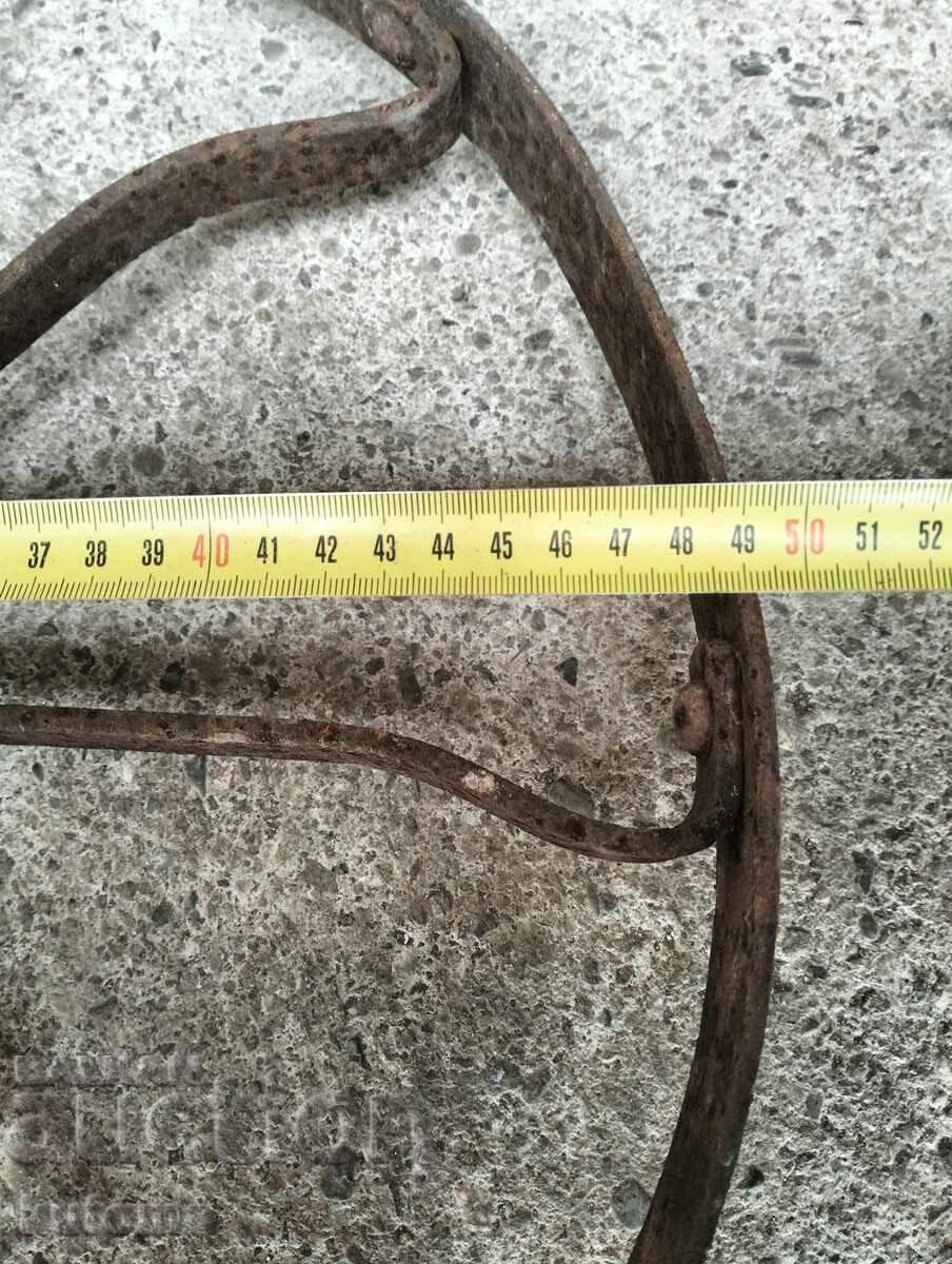 Old iron wheel with price 49.99 BGN | € 25.56 Old iron wheel with price 49.99 BGN | € 25.56