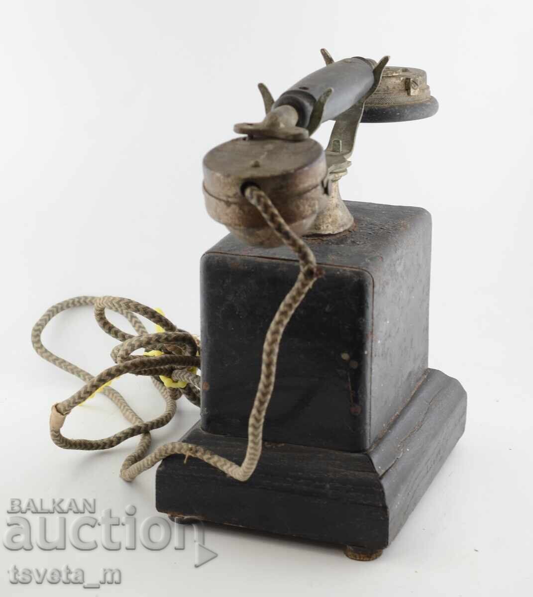 Auction Phone with a hand crank Kingdom of Bulgaria Auction Phone with a hand crank Kingdom of Bulgaria