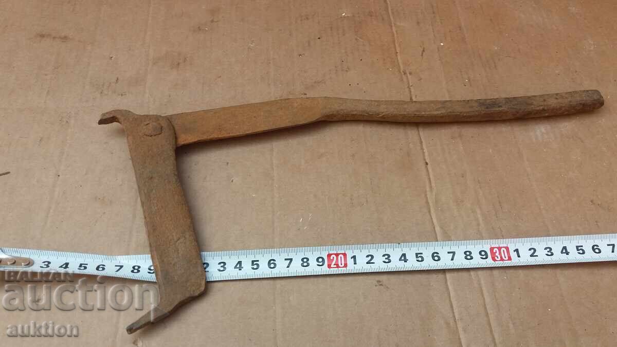 Livrarea GHILOTINĂ MICĂ DE RENAȘTERE Livrarea GHILOTINĂ MICĂ DE RENAȘTERE