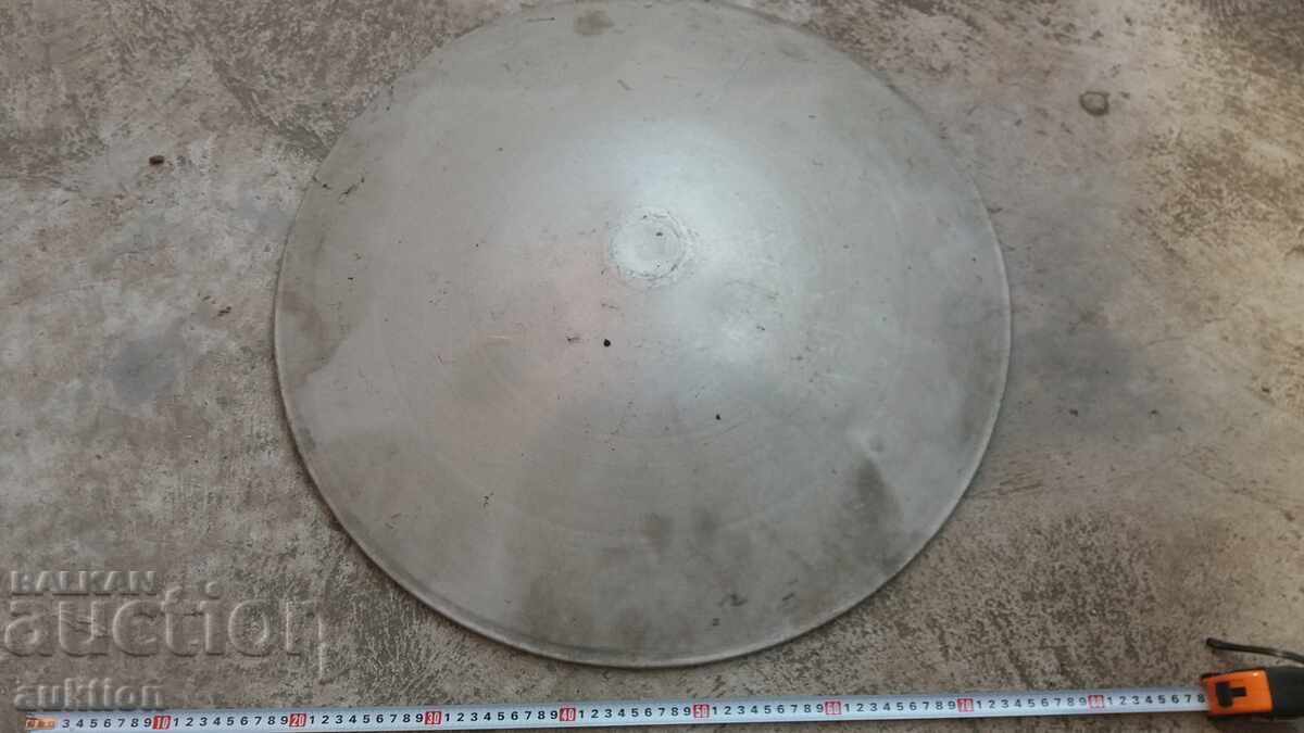 МАСИВЕН КАПАК ЗА ЛАМПА АЛУМИНИЕВ - ОГРОМЕН МАСИВЕН КАПАК ЗА ЛАМПА АЛУМИНИЕВ - ОГРОМЕН