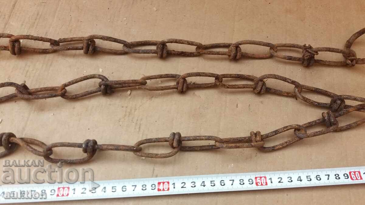 Delivery of MASSIVE KNITTED CHAIN