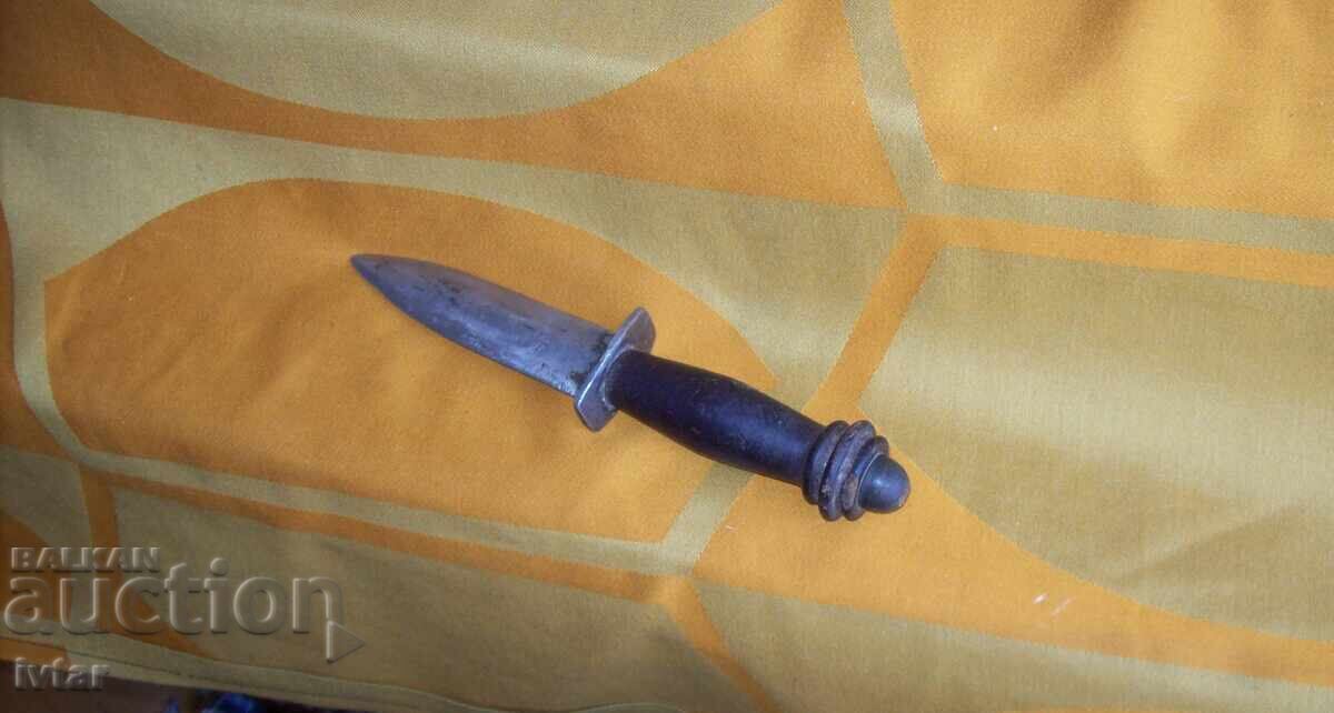 An old dagger An old dagger