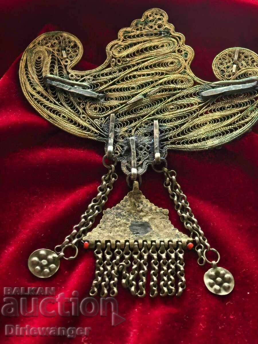 Delivery of Revival silver jewelry. Filigree with mercury gilding Delivery of Revival silver jewelry. Filigree with mercury gilding