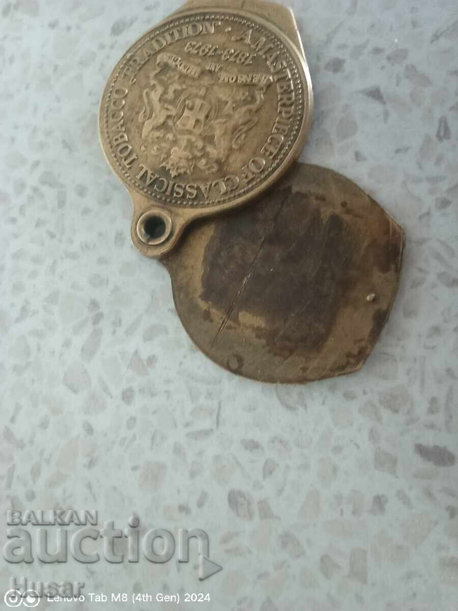 Σκυλίσιο ταυτότητα, τσιγάρα Benson & Hedges, σκύλος - 5 Σκυλίσιο ταυτότητα, τσιγάρα Benson & Hedges, σκύλος - 5