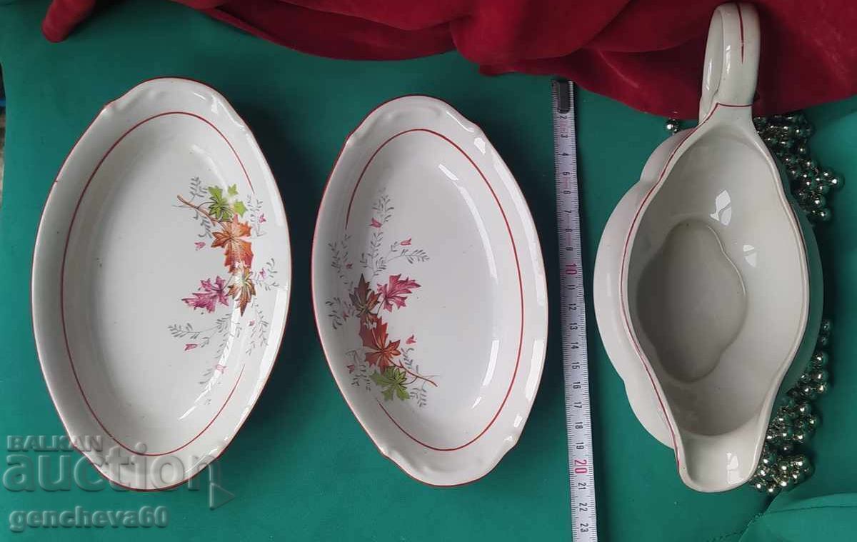 IZIDA Retro porcelain - sauce boat and 2 plates - 5 IZIDA Retro porcelain - sauce boat and 2 plates - 5