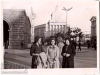 СТАРА СНИМКА СОФИЯ ЦУМ МИНИСТЕРСКИ СЪВЕТ Д568