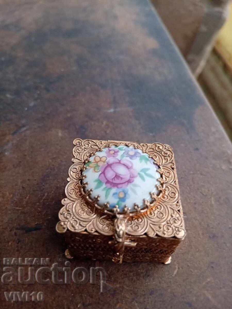 Antique Jewelry Box, Bronze, Gold Plated, Czech Republic Antique Jewelry Box, Bronze, Gold Plated, Czech Republic