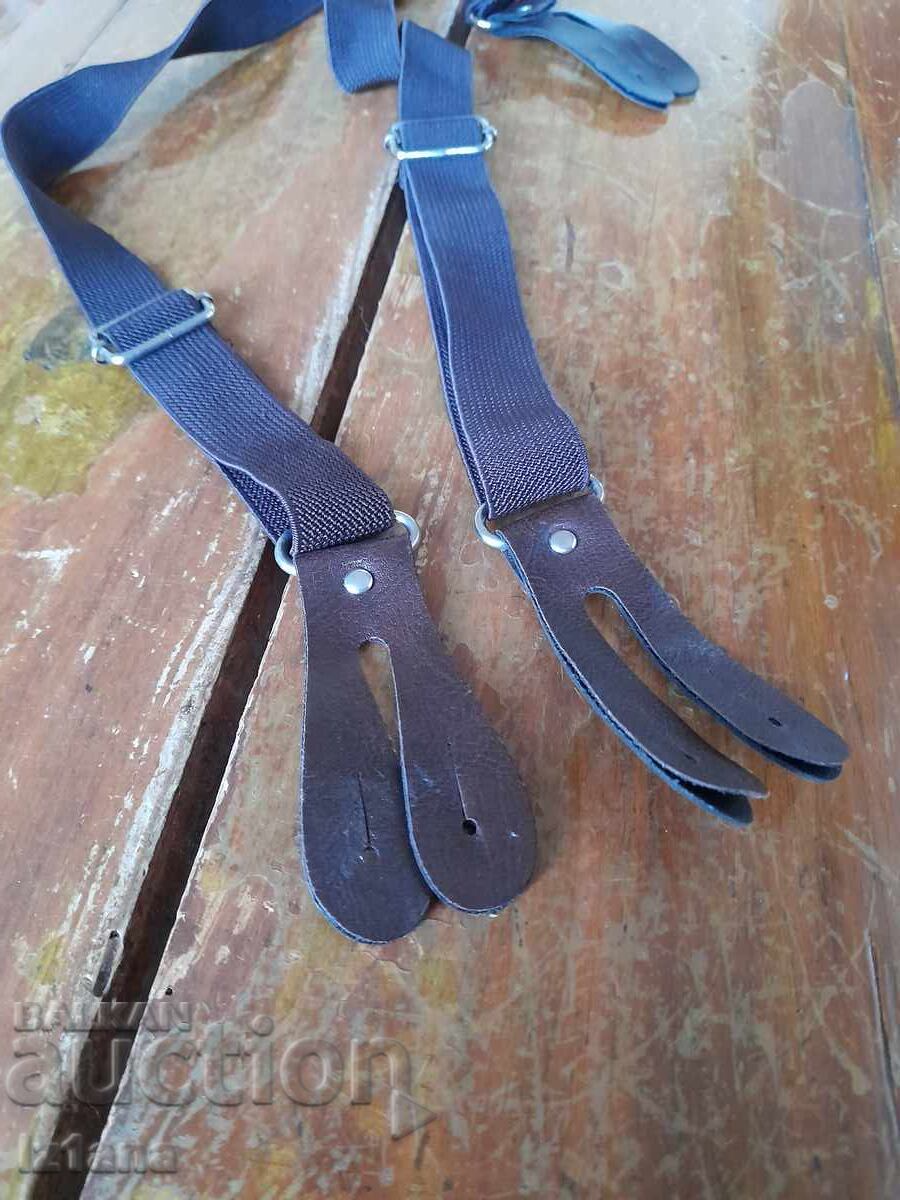Delivery of Old suspenders, straps