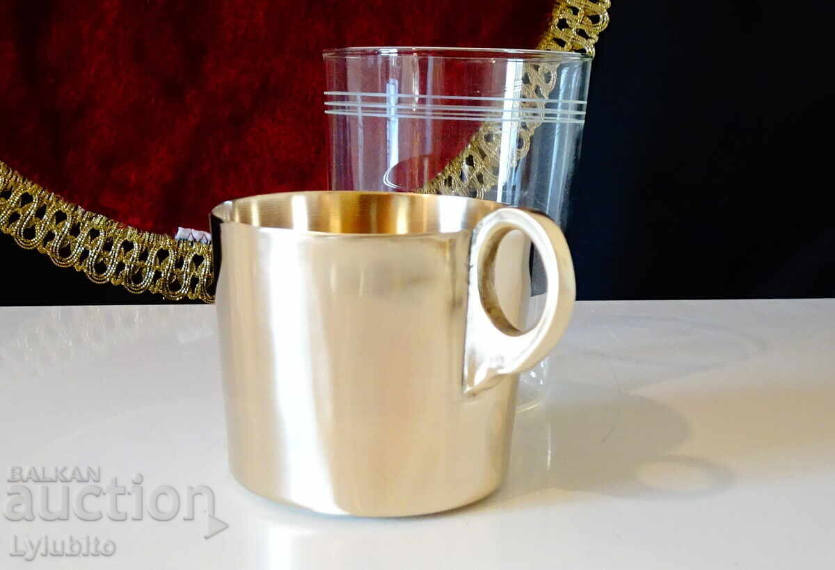 Bronze cup plus thermal glass cup - 6 Bronze cup plus thermal glass cup - 6