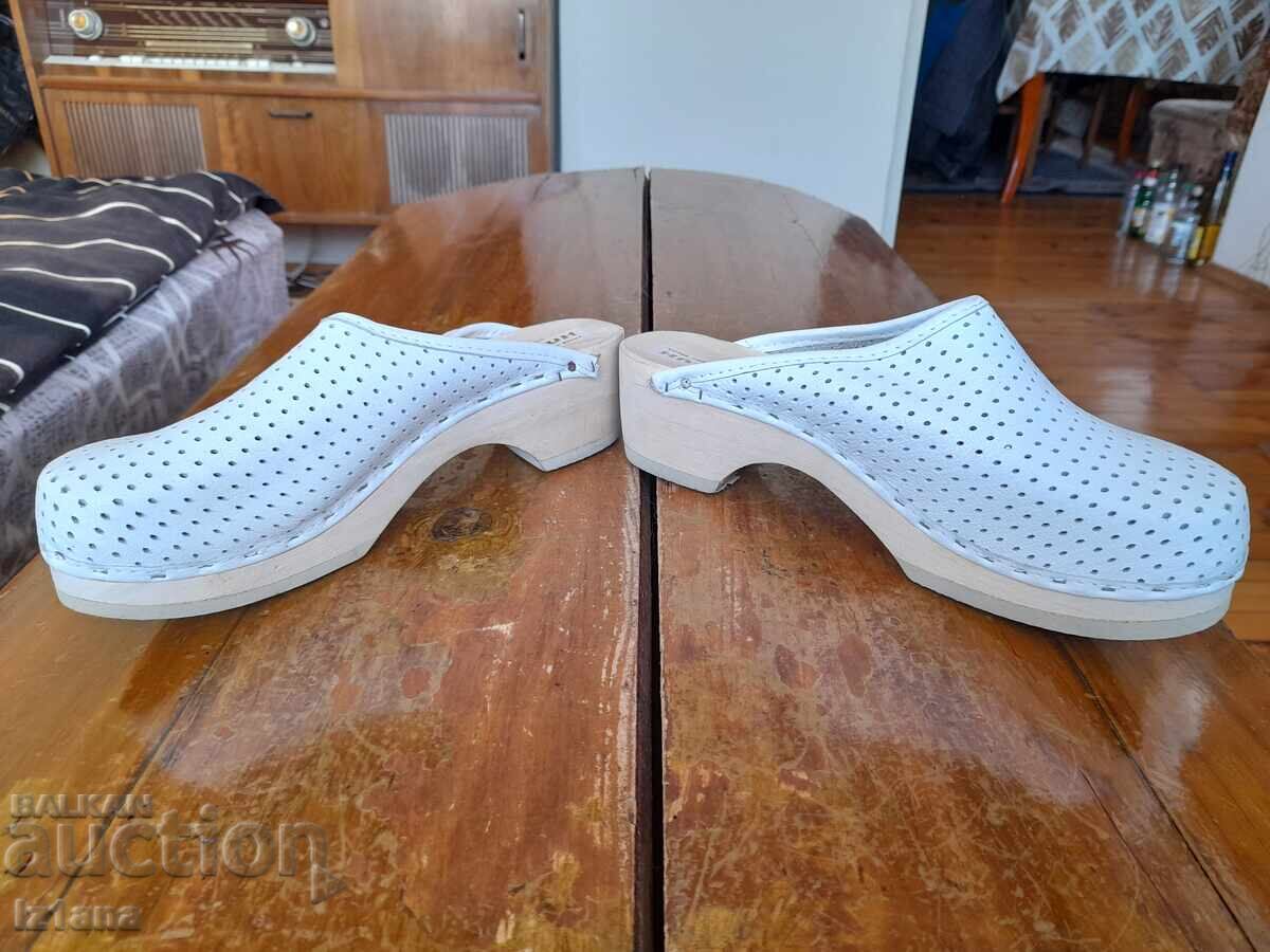 Vechi Sabo Pirin cu preț 65.00 BGN | € 33.23 Vechi Sabo Pirin cu preț 65.00 BGN | € 33.23