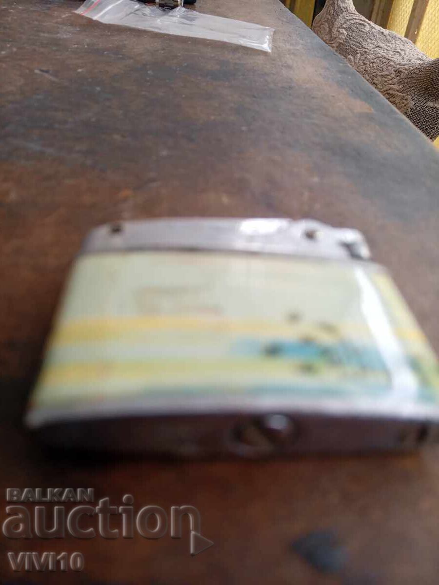 Delivery of Antique Lighter China