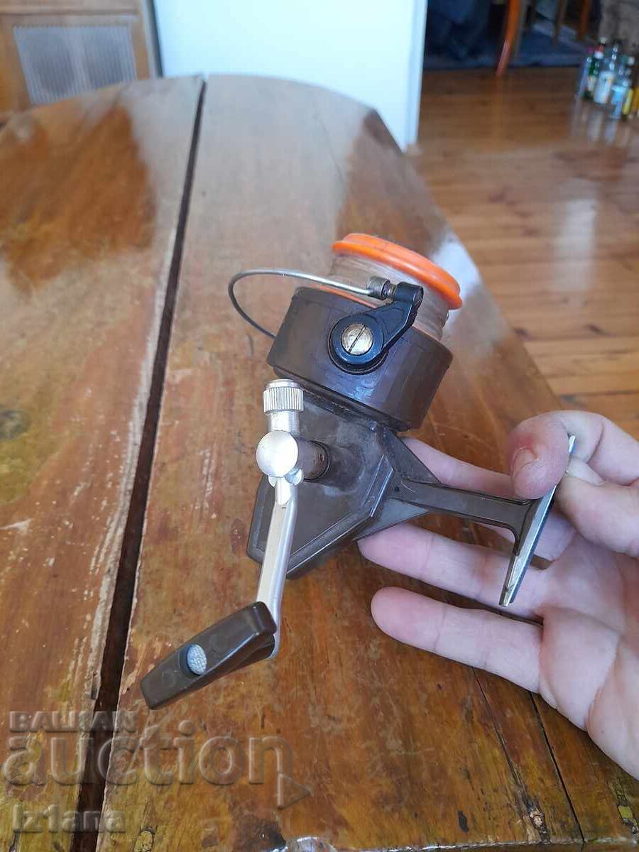Old NixeW fishing reel with price 16.00 BGN | € 8.18 Old NixeW fishing reel with price 16.00 BGN | € 8.18