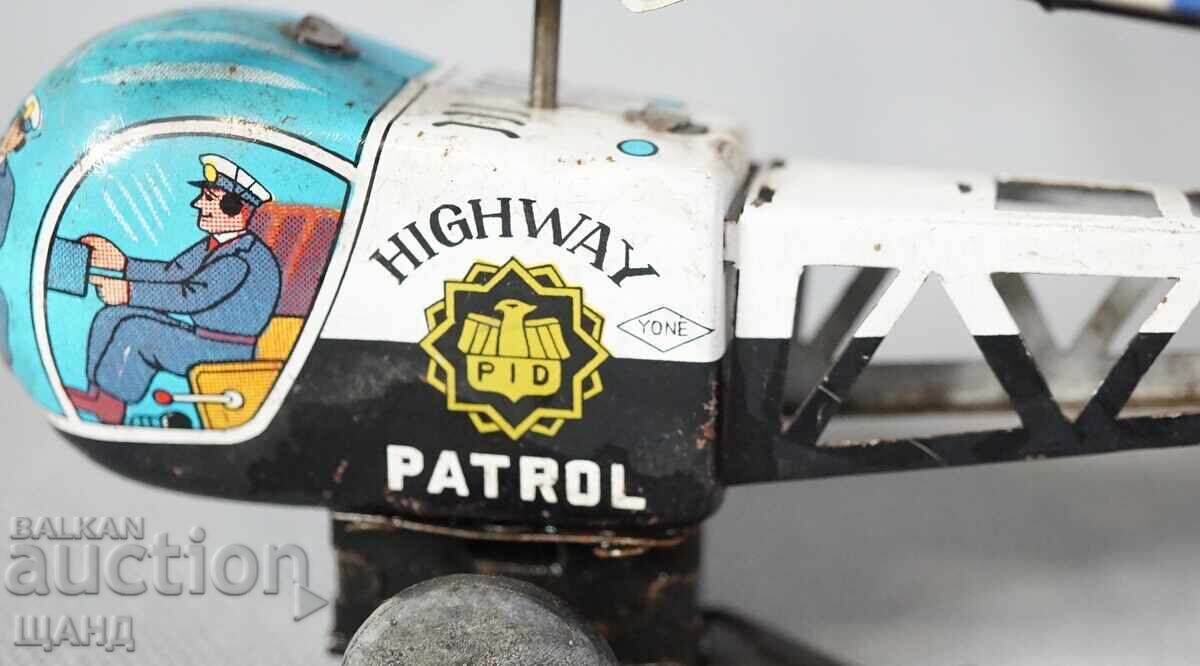 Παράδοση Παλιό μεταλλικό παιχνίδι μοντέλο ελικοπτέρου αστυνομία Παράδοση Παλιό μεταλλικό παιχνίδι μοντέλο ελικοπτέρου αστυνομία