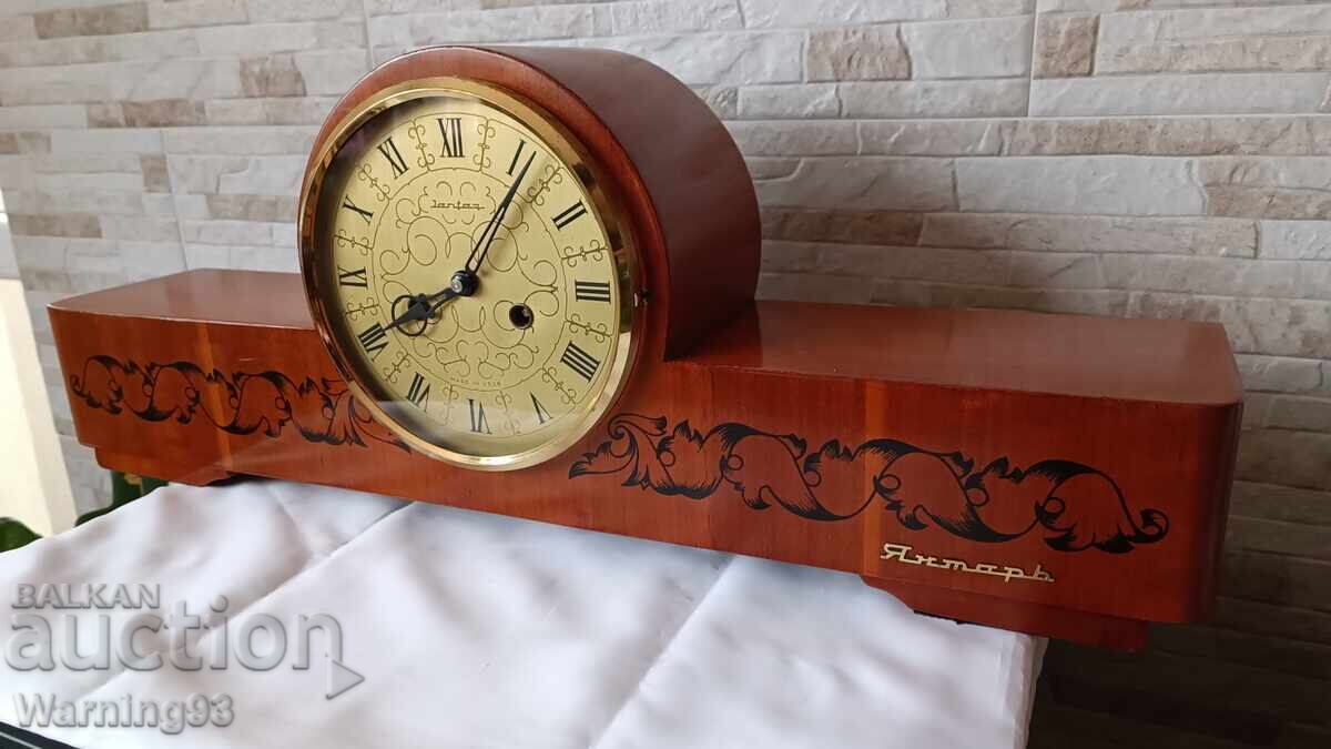 Голям каминен часовник - Янтарь / Jantar - Антика - 1970" с цена 255.00 лв. | € 130.38 Голям каминен часовник - Янтарь / Jantar - Антика - 1970" с цена 255.00 лв. | € 130.38