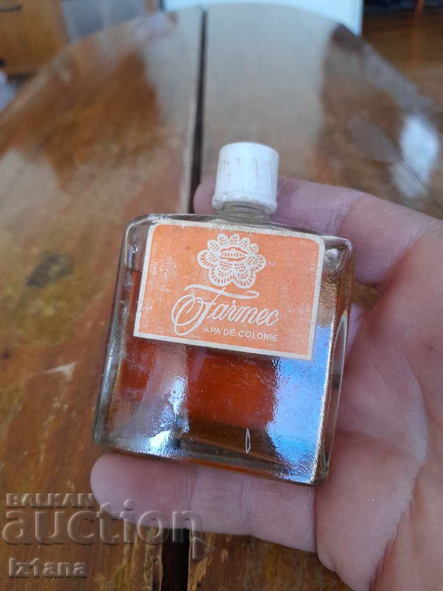 Παλιό κολόνια Farmec με τιμή 55.00 BGN | € 28.12 Παλιό κολόνια Farmec με τιμή 55.00 BGN | € 28.12