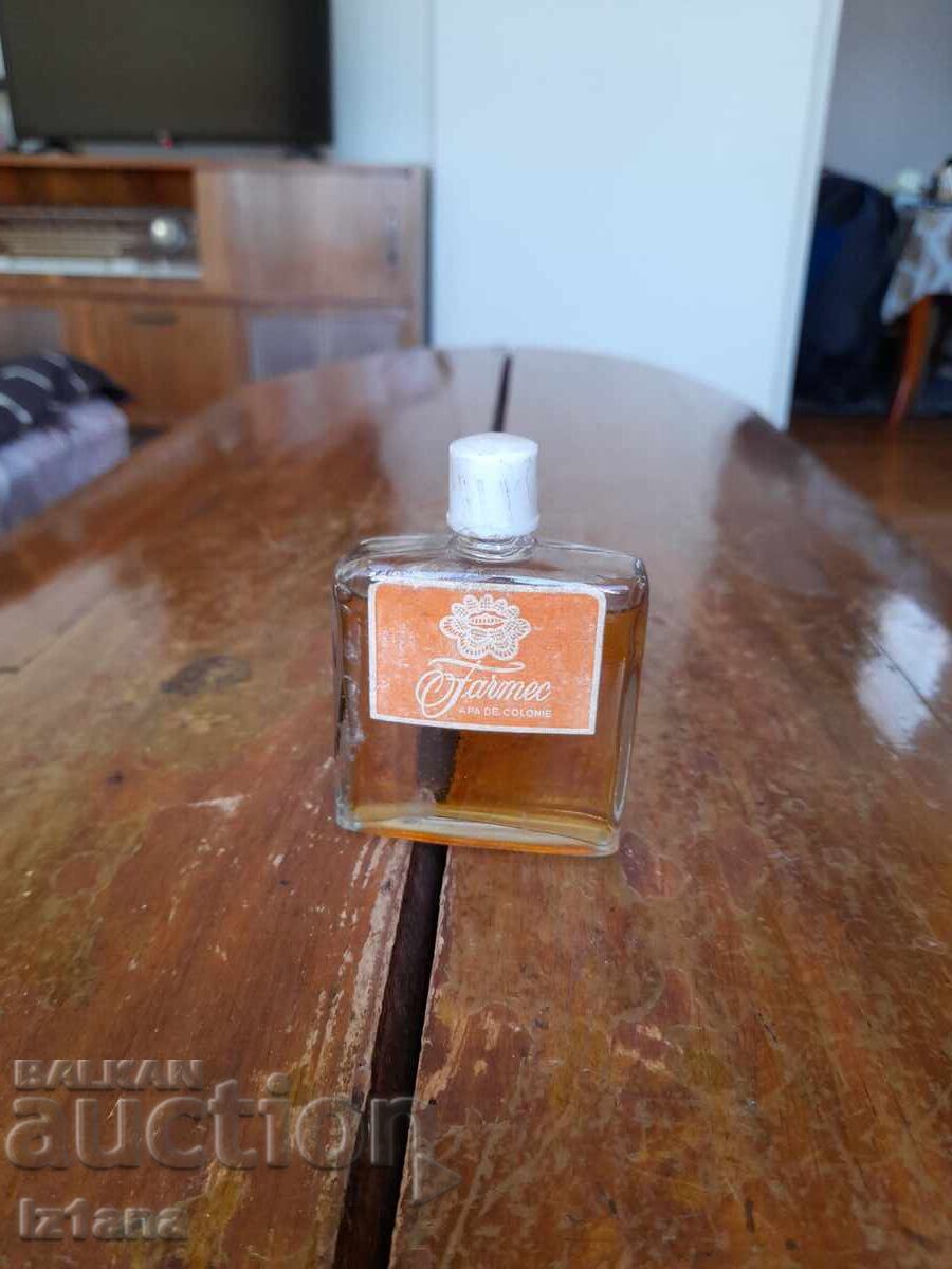 Παλιό κολόνια Farmec Παλιό κολόνια Farmec