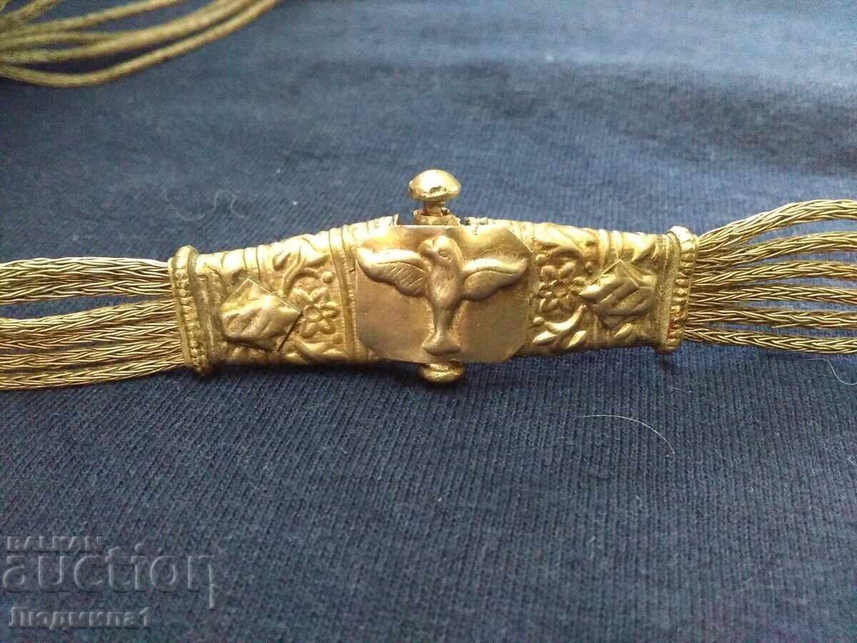 ВЪЗРОЖДЕНСКИ САЧАНОВ КОЛАН с цена 250.00 лв. | € 127.82 ВЪЗРОЖДЕНСКИ САЧАНОВ КОЛАН с цена 250.00 лв. | € 127.82