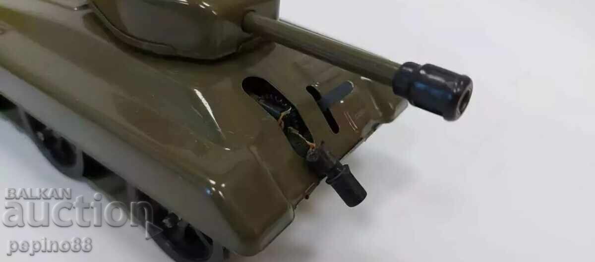 Παλιό Τσέχικο Στρατιωτικό Παιχνίδι Τανκ με Κλειδί - 5