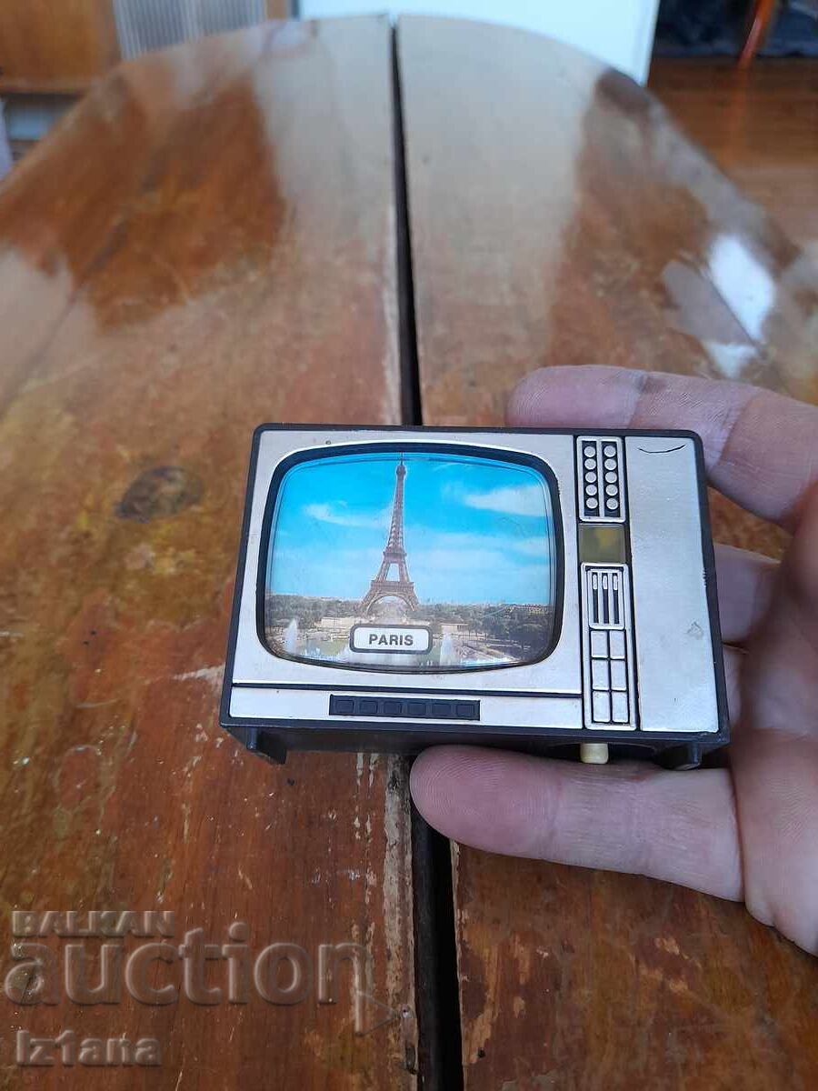 Auction Old diascope, small TV Auction Old diascope, small TV