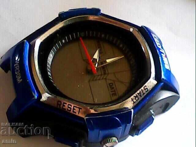 4 old electronic watches with price 40.00 BGN | € 20.45 4 old electronic watches with price 40.00 BGN | € 20.45