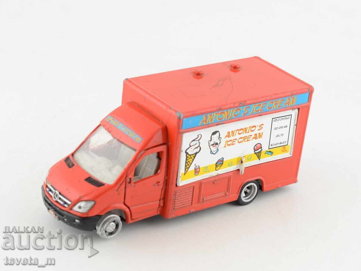 Μεταλλικό ΦΟΡΤΗΓΟ Mercedes Sprinter Παγωτατζή του Antonio SIKU