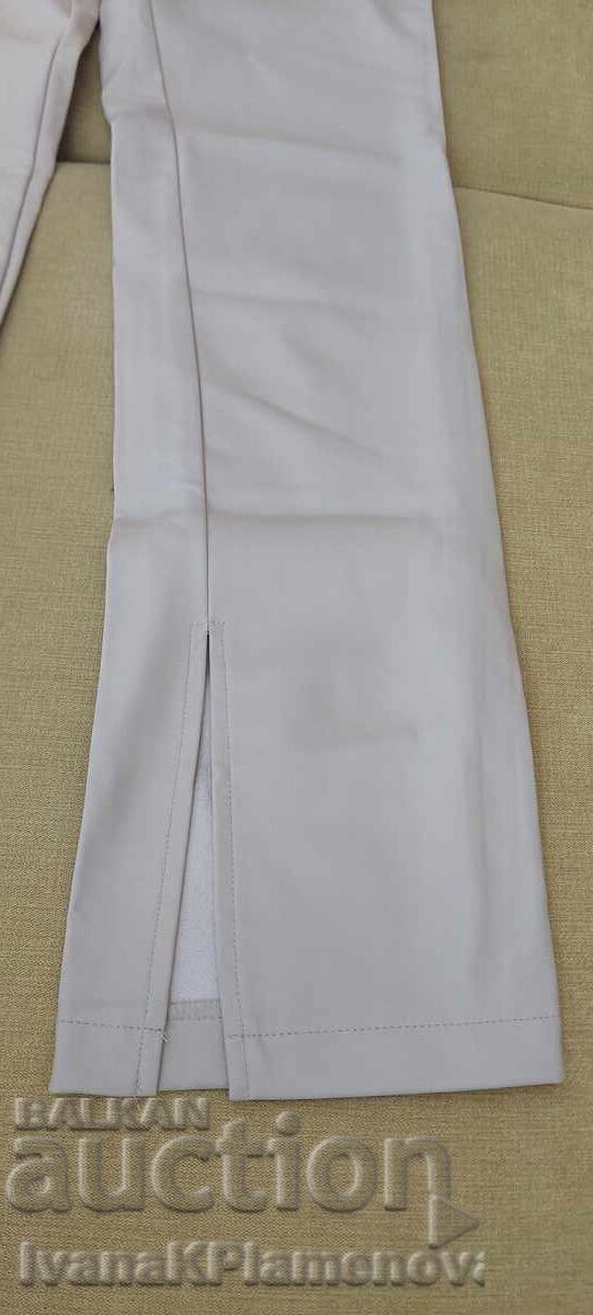 Παντελόνι γυναικείο καινούργιο ZARA νούμερο 38 με τιμή 20.00 BGN | € 10.23 Παντελόνι γυναικείο καινούργιο ZARA νούμερο 38 με τιμή 20.00 BGN | € 10.23