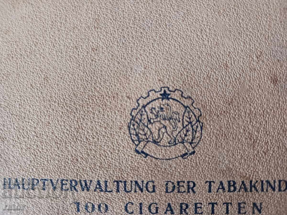 Auction Old LUX cigarette box, LUX - 100 pieces, RARE Auction Old LUX cigarette box, LUX - 100 pieces, RARE