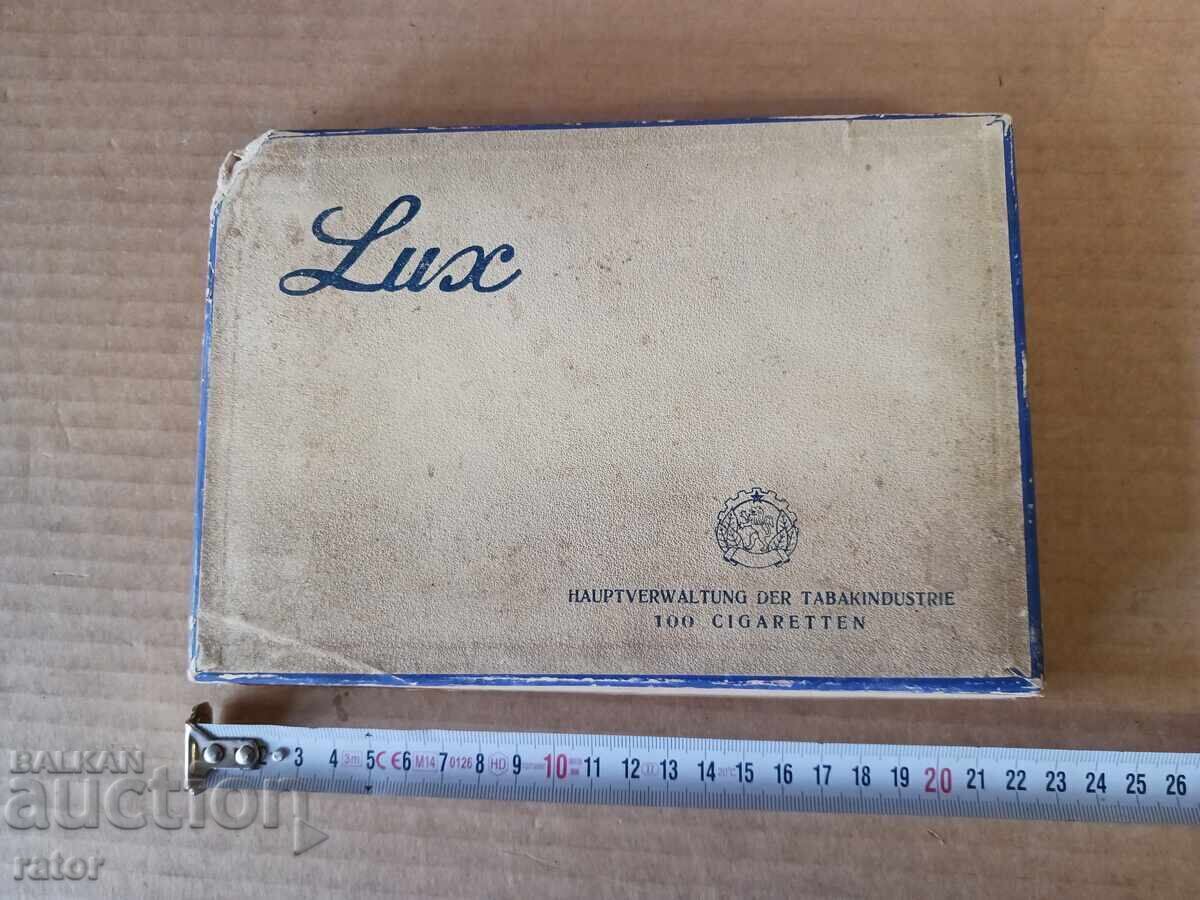 Old LUX cigarette box, LUX - 100 pieces, RARE Old LUX cigarette box, LUX - 100 pieces, RARE
