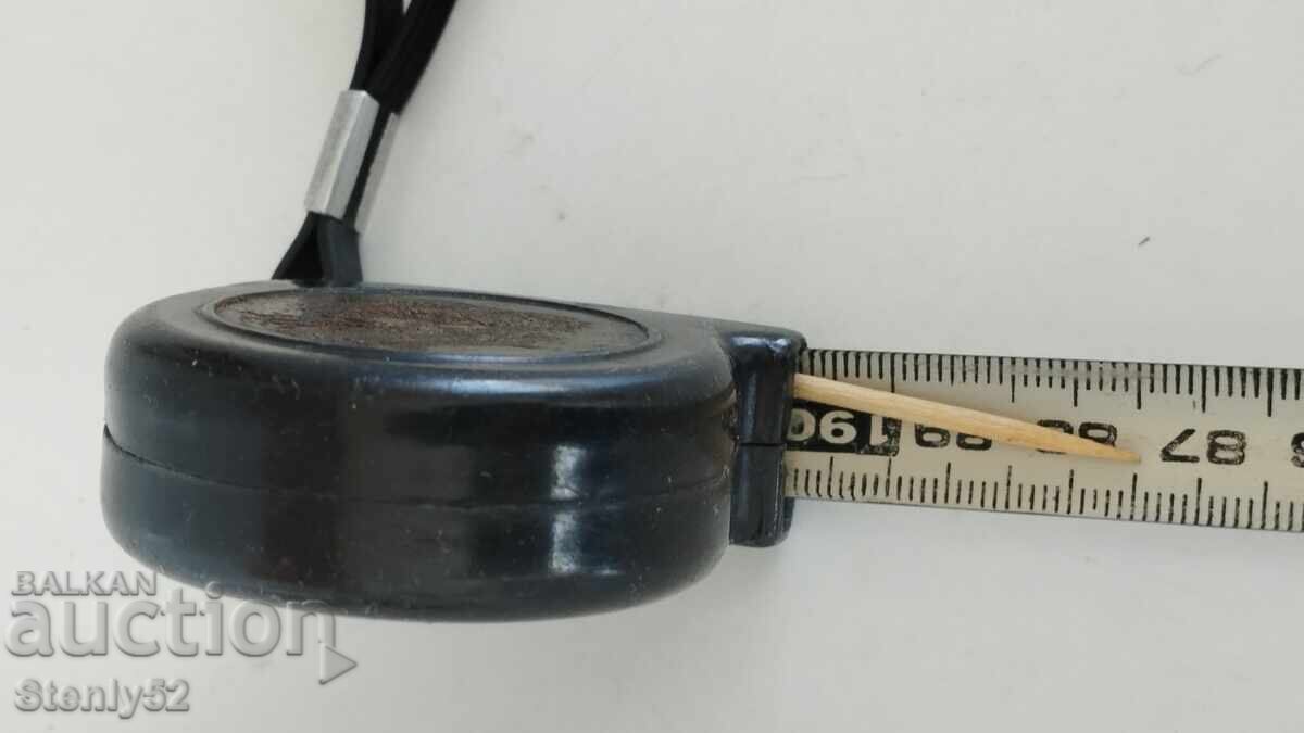 Μικρή παλιά μεζούρα 2 μέτρα με τιμή 5.00 BGN | € 2.56 Μικρή παλιά μεζούρα 2 μέτρα με τιμή 5.00 BGN | € 2.56