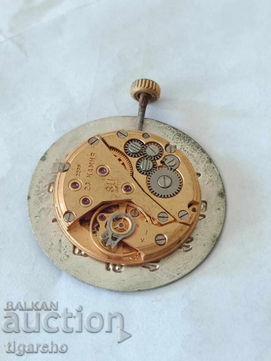 Παράδοση Κατασκευαστής ανδρικών ρολογιών Luch Παράδοση Κατασκευαστής ανδρικών ρολογιών Luch