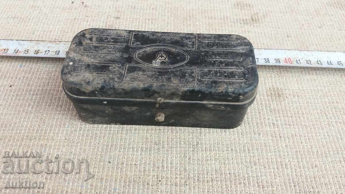 CUTIE PENTRU GREUTĂȚI PENTRU CÂNTAR - BACELIT - SOC cu preț 13.99 BGN | € 7.15