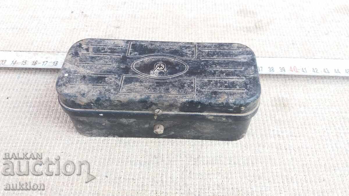 Licitație CUTIE PENTRU GREUTĂȚI PENTRU CÂNTAR - BACELIT - SOC