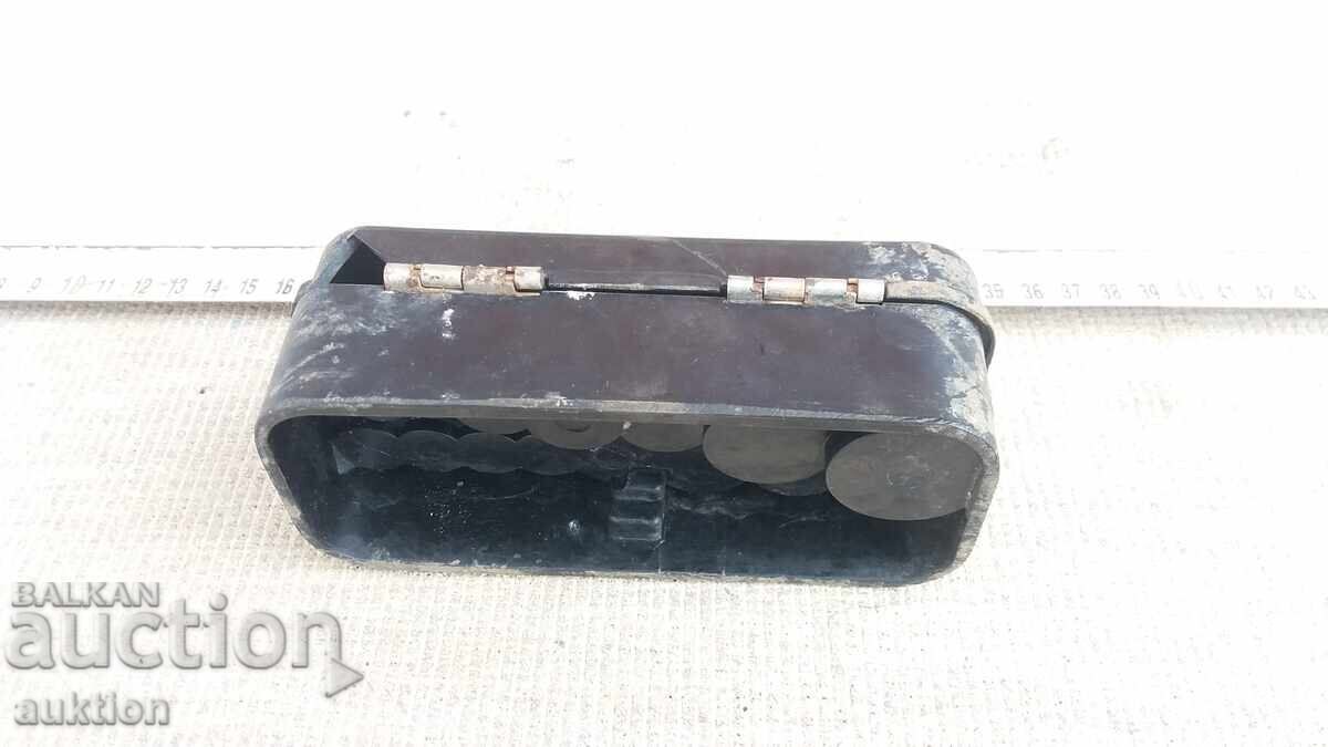 Livrarea CUTIE PENTRU GREUTĂȚI PENTRU CÂNTAR - BACELIT - SOC