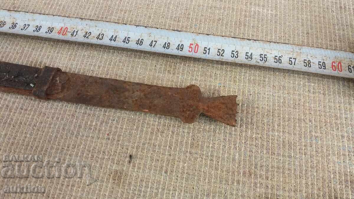 Delivery of Massive Wrought Iron Renaissance Arshin from a Loom