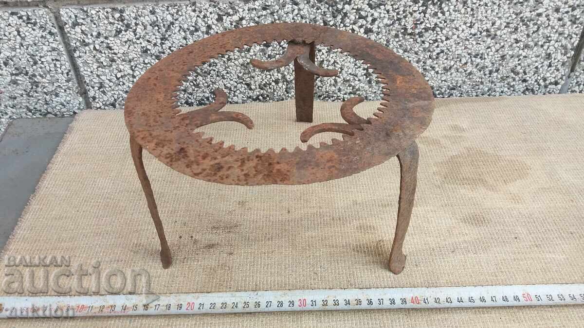 Auction MASSIVE FORGED REVIVAL PIROSTIA Auction MASSIVE FORGED REVIVAL PIROSTIA