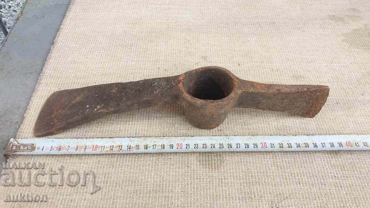 Σφυρήλατο Τσεκούρι - Πιόλα με τιμή 12.99 BGN | € 6.64