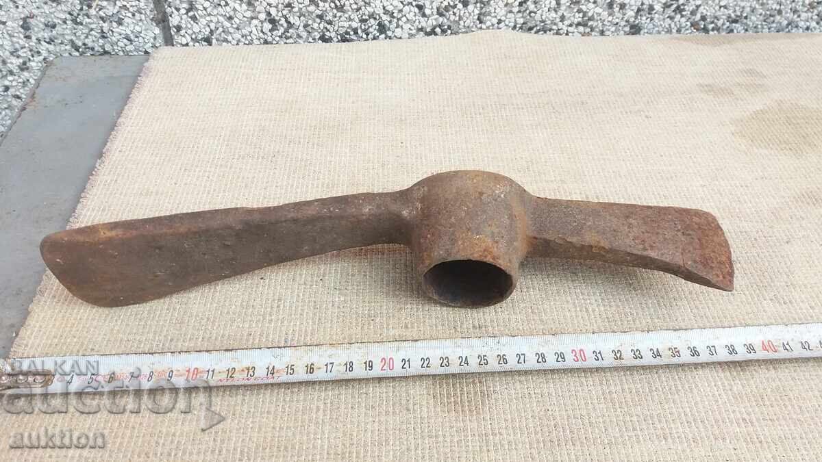 Σφυρήλατο Τσεκούρι - Πιόλα - 5