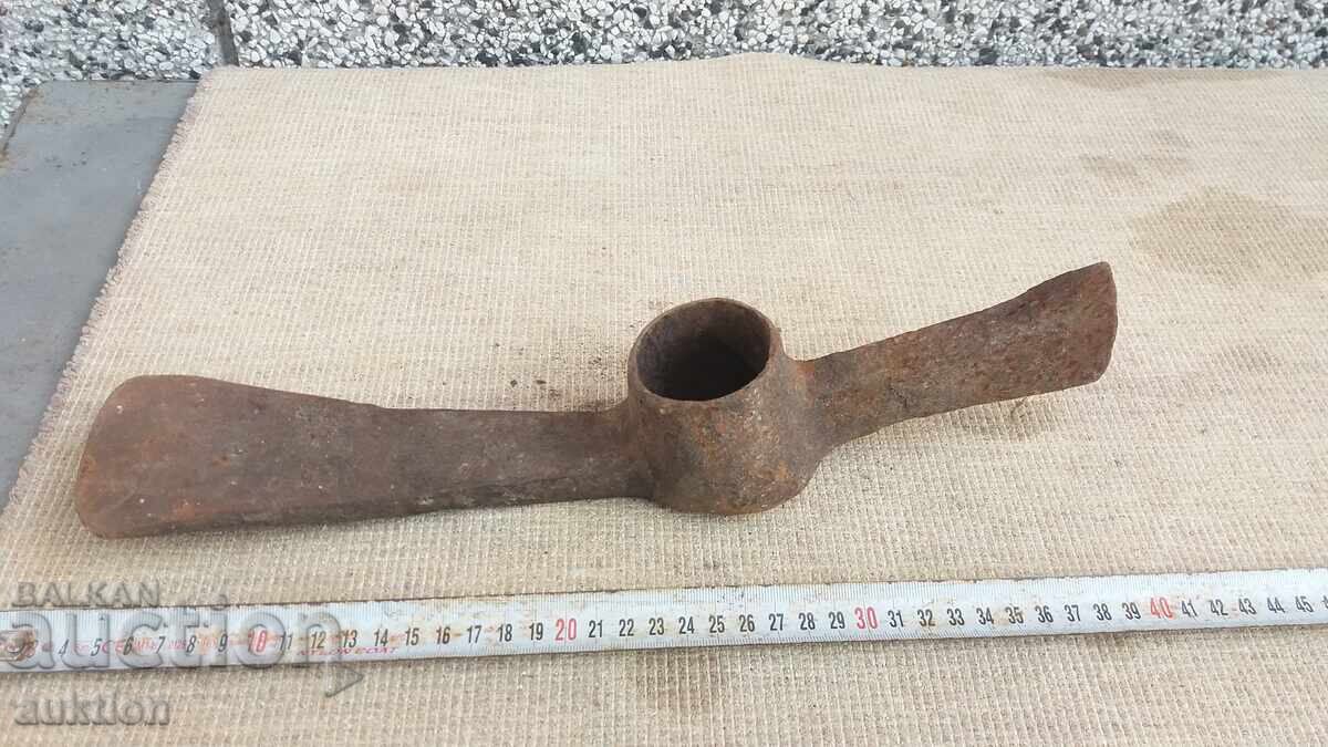 Σφυρήλατο Τσεκούρι - Πιόλα - 6