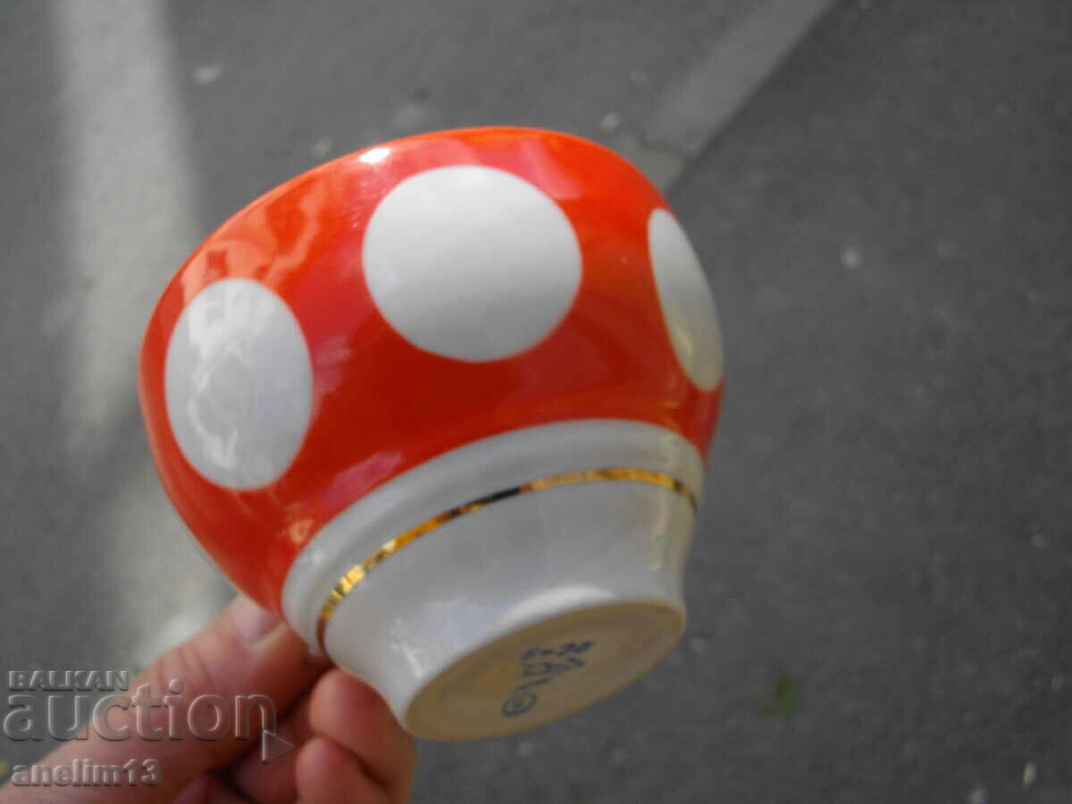 OLD RUSSIAN PORCELAIN CUP FOR TEA OR COFFEE USSR with price 30.00 BGN | € 15.34 OLD RUSSIAN PORCELAIN CUP FOR TEA OR COFFEE USSR with price 30.00 BGN | € 15.34