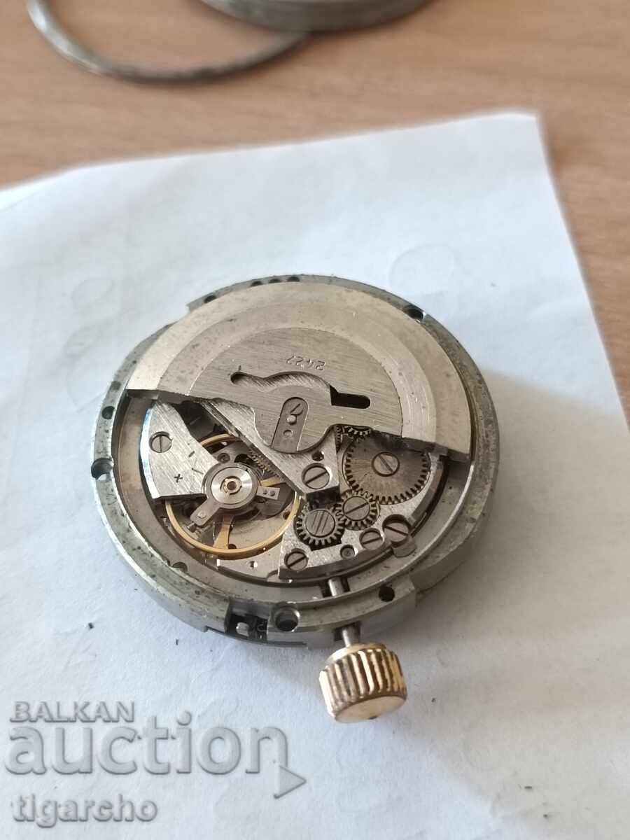 Παράδοση Μηχάνημα για ανδρικό ρολόι Slava Παράδοση Μηχάνημα για ανδρικό ρολόι Slava