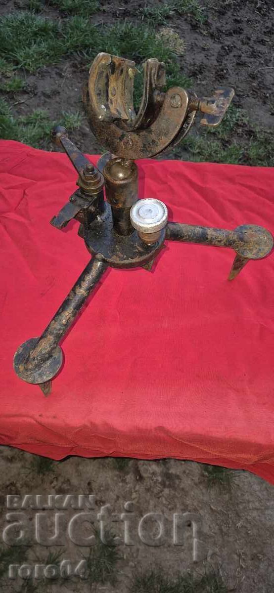 ТРИНОГА ЗА ПРОСТРЕЛВАНЕ НА ОРЪЖИЕ с цена € 119.99 | 234.68 лв.