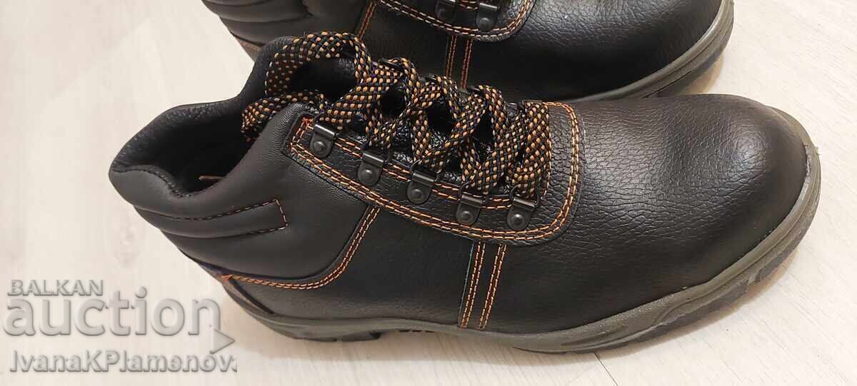 Pantofi noi pentru barbati marimea 45 - 5