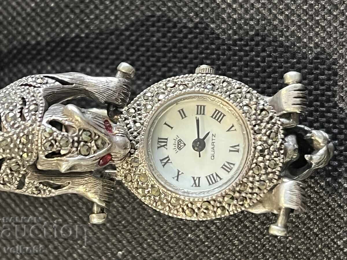 Delivery of Silver watch, women's