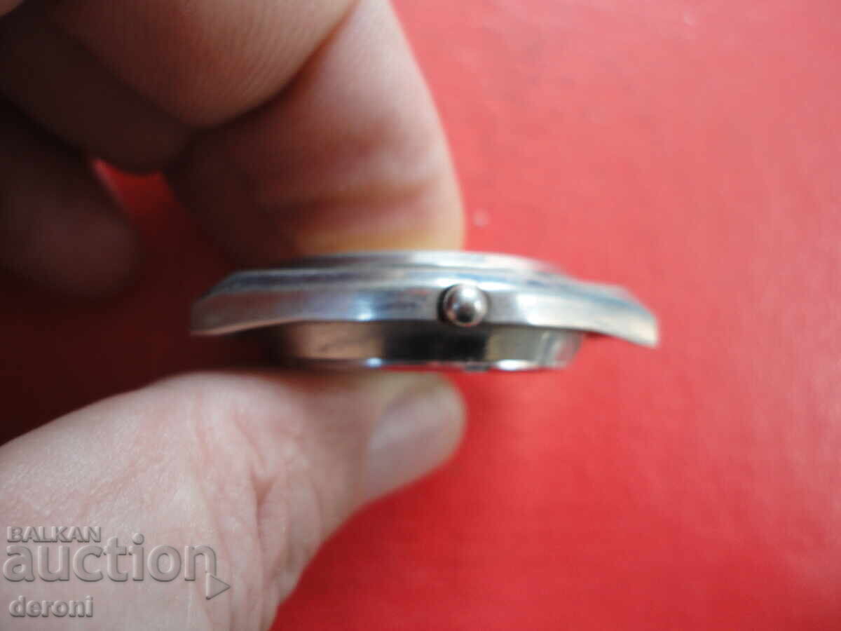 Delivery of Seiko 8 Quartz Watch