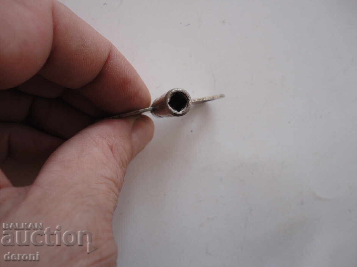Winding Key for Wall Clock 9 - 5 Winding Key for Wall Clock 9 - 5
