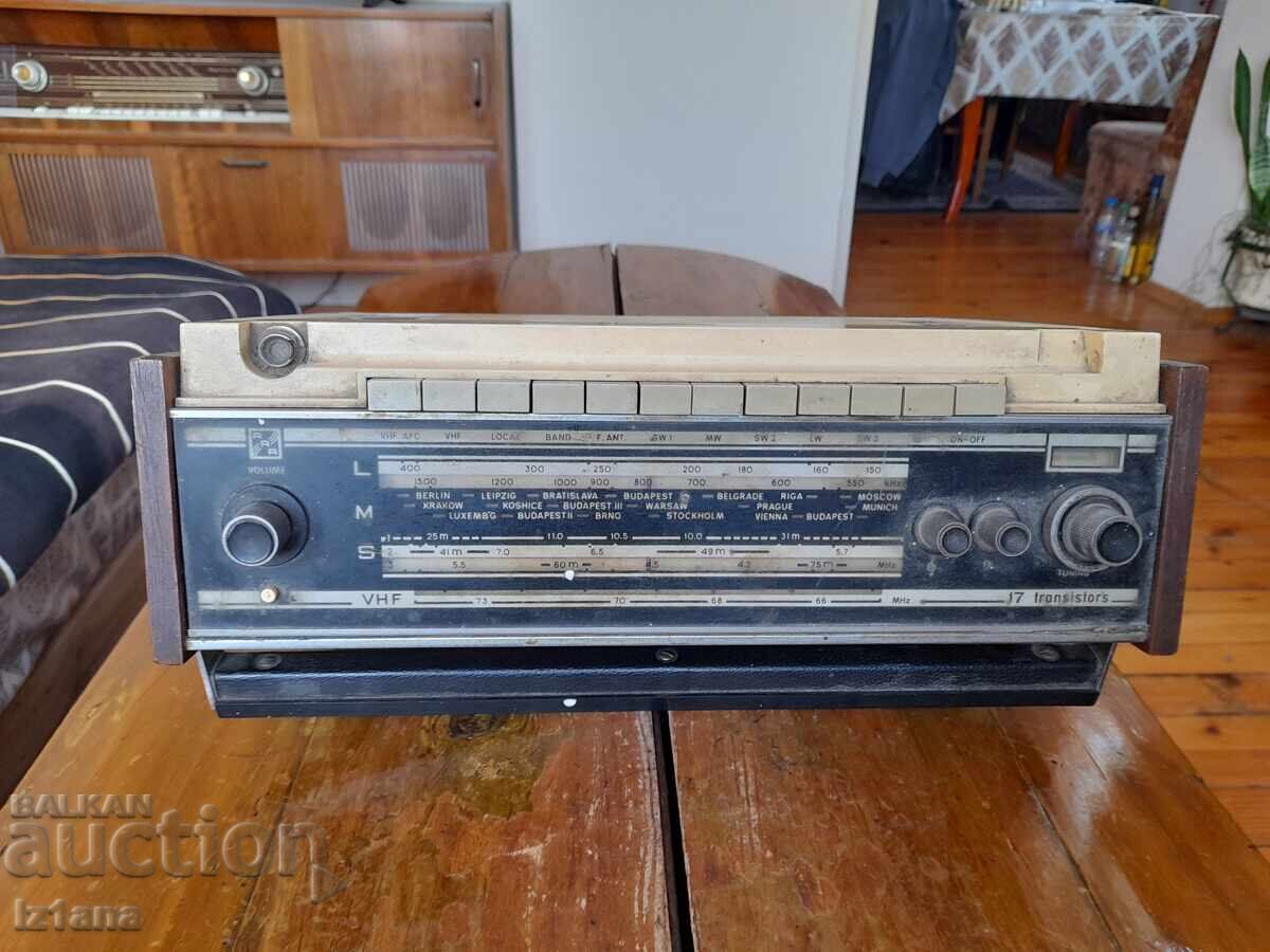 Old radio, radio receiver Riga, Riga 103 - 5 Old radio, radio receiver Riga, Riga 103 - 5